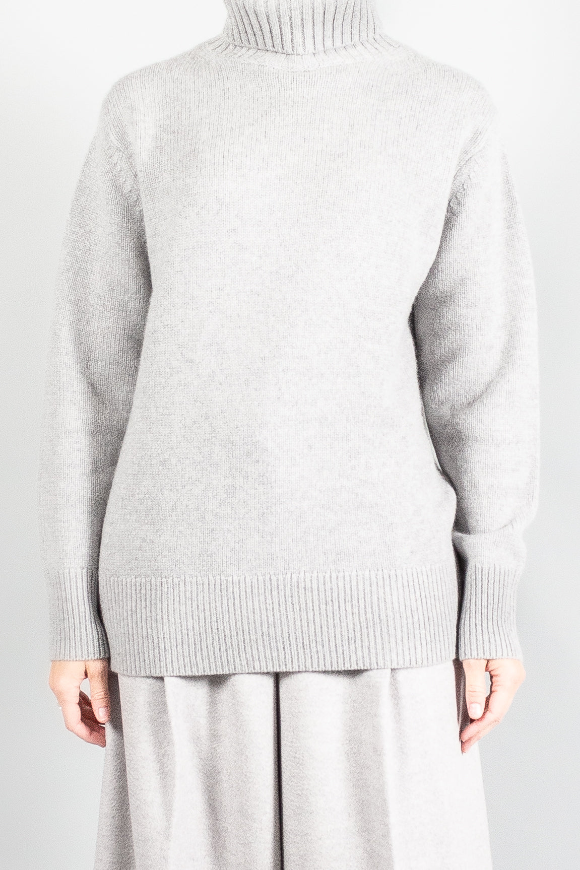 Joseph Luxe Cashmere Turtleneck-Sweaters-Misch-Vancouver-Canada