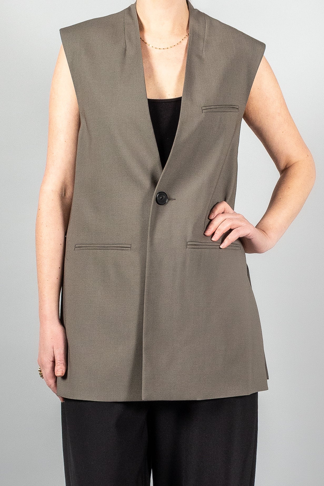 Gauchere Oversized Vest-Knitwear-Misch-Boutique-Vancouver-Canada-misch.ca