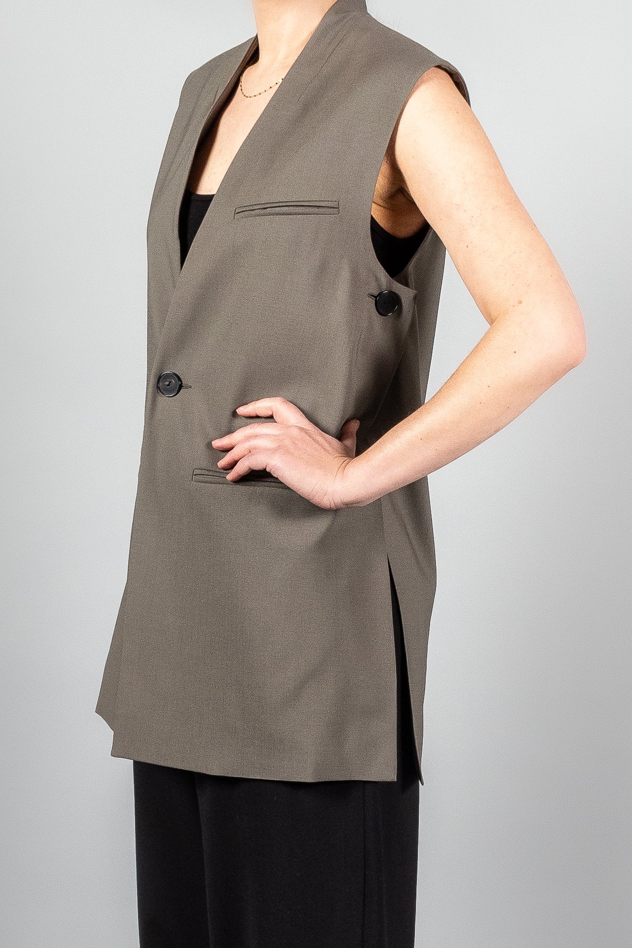 Gauchere Oversized Vest-Knitwear-Misch-Boutique-Vancouver-Canada-misch.ca